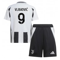 Juventus Dusan Vlahovic #9 Domáci Detský futbalový dres 2024-25 Krátky Rukáv (+ trenírky)